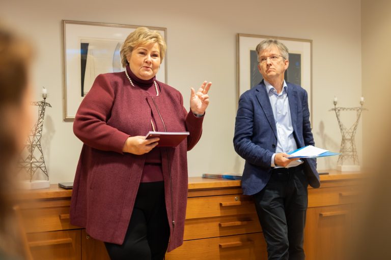 EN BEDRE HVERDAG: Erna Solberg og Paul Chaffey presenterer Høyres løsninger for en bedre hverdag for utviklingshemmede