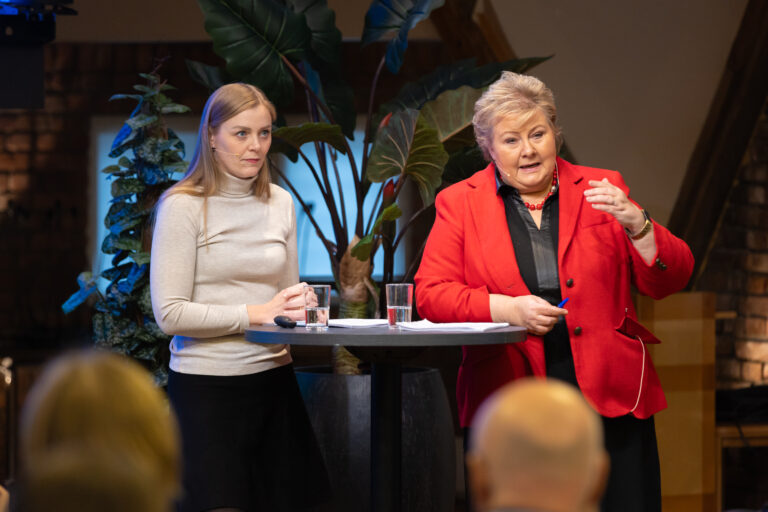 Tina Bru og Erna Solberg