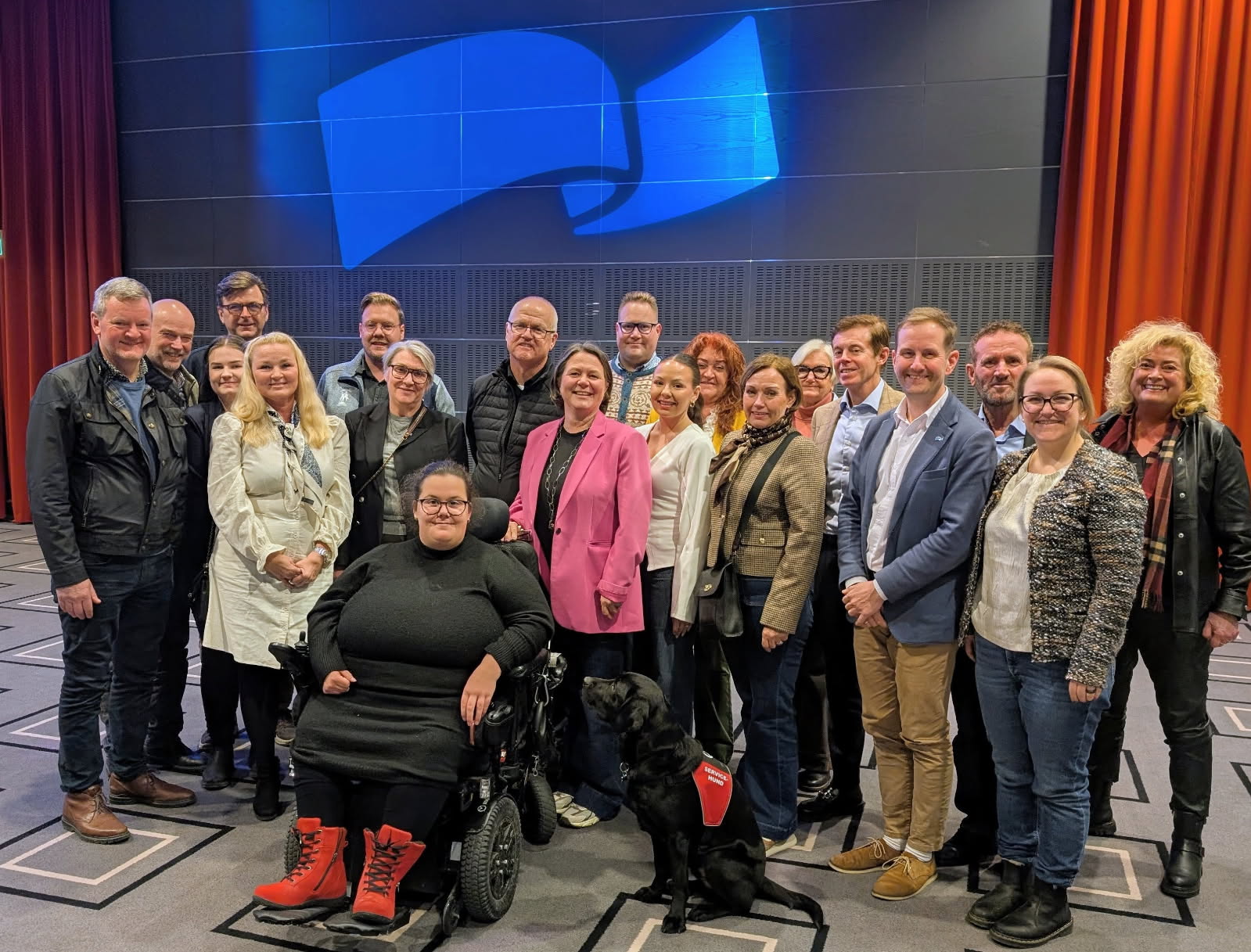 Kan være et bilde av TV