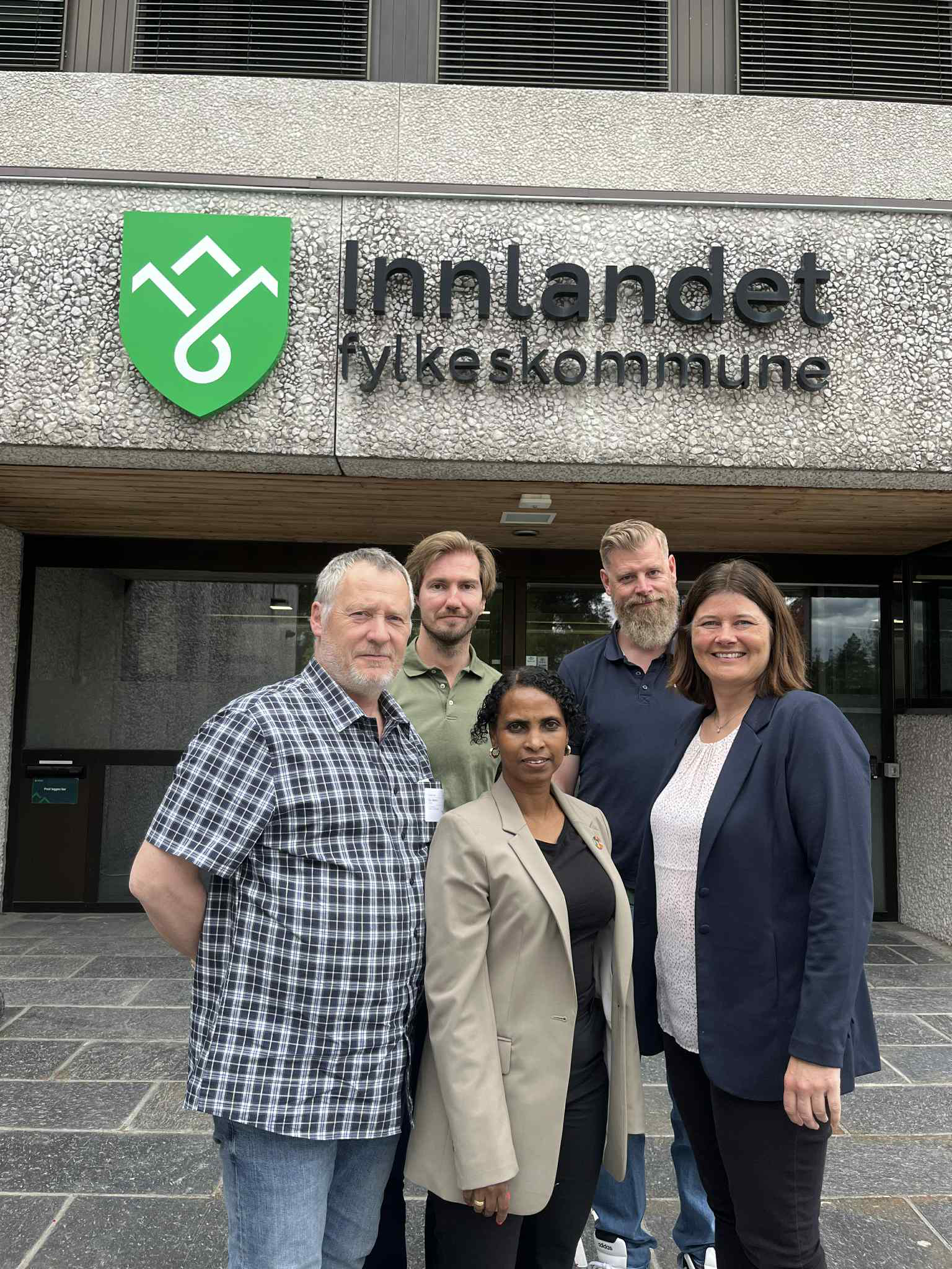 Kai Adsen (Ap), Suhur Lorch-Falch (MDG), Iselin Vistekleiven (Ap), Mats Ellingsen (H), Arne Enger (H) Foto: Tuva Rognås Strømmen